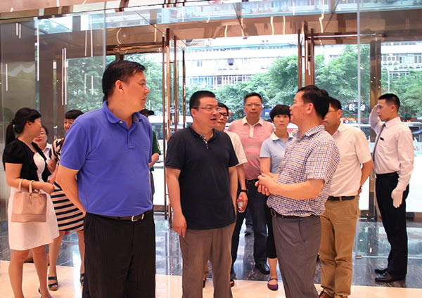 0a00425de7ada1e6dbcd1ddcc2d9be95 S36沙龙会 - 要玩就玩沙龙会