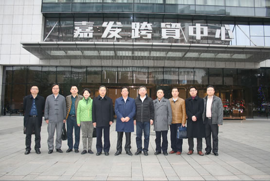 247764cf5af86a2e99a42b1ddcc4404a S36沙龙会新12-27-1.jpg